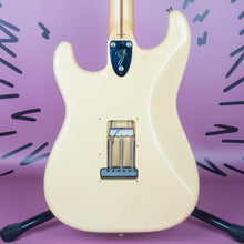 Load image into Gallery viewer, Fender Stratocaster '72 Reissue ST72-55 E Serial 1985 Olympic White MIJ Japan