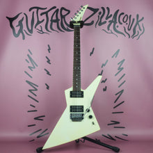 Load image into Gallery viewer, Fernandes BX-70 1980's Vintage White MIJ Japan Short Scale
