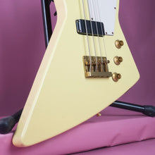 Load image into Gallery viewer, Epiphone Explorer Bass 2002 White MIK Korea