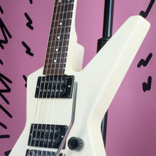 Load image into Gallery viewer, Fernandes BX-70 1980's Vintage White MIJ Japan Short Scale