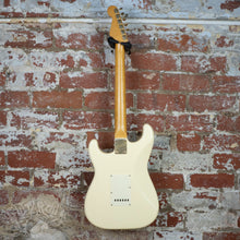 Load image into Gallery viewer, Greco Super Sound SE-600 Special Order Gold Hardware Matching Headstock 1982 White MIJ Japan