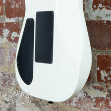 Load image into Gallery viewer, Charvel Super Dinky SDK-070-SH 1993 White MIJ Japan Vintage