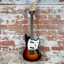 Load image into Gallery viewer, Fender American Performer Mustang 2018 Sunburst