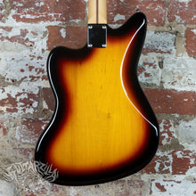 Load image into Gallery viewer, Fender Jazzmaster Traditional II Late 60's 2023 Sunburst MIJ Japan MINT