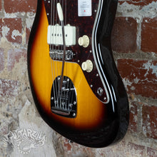 Load image into Gallery viewer, Fender Jazzmaster Traditional II Late 60's 2023 Sunburst MIJ Japan MINT