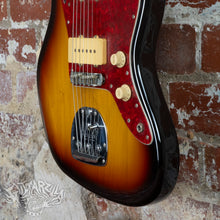 Load image into Gallery viewer, Fender Jazzmaster '66 Reissue JM66-80 1997 3 Tone Sunburst CIJ Japan