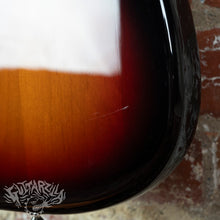 Load image into Gallery viewer, Fender American Performer Mustang 2018 Sunburst