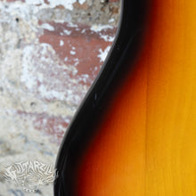 Load image into Gallery viewer, Fender Jazzmaster '66 Reissue JM66-80 1997 3 Tone Sunburst CIJ Japan