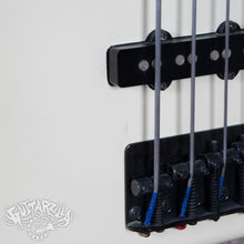 Load image into Gallery viewer, Fender Fender Jazz Bass Special PJ36 1986 White MIJ Fujigen