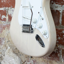 Load image into Gallery viewer, FGN Neo Classic ST KNST-201 Kurosawa Non-Catalog Model 2015 White Blonde MIJ JV