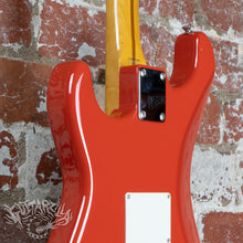 Load image into Gallery viewer, Fender Stratocaster '57 Reissue ST57-US 2006 Fiesta Red CIJ Japan