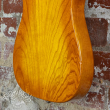 Load image into Gallery viewer, G&L ASAT Z-3 1999 Honeyburst USA