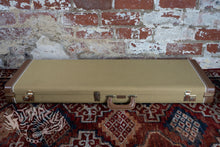 Load image into Gallery viewer, Fender Eric Clapton Stratocaster 2005 Candy Green 7UP USA