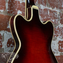 Load image into Gallery viewer, Hofner Verithin 1960 Russet Mahogany Vintage Players Grade