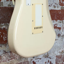 Load image into Gallery viewer, Fender Stratocaster '62 Reissue ST62-770LS 1989 Olympic White Lace Sensor Active MIJ Japan FujiGen