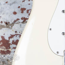Load image into Gallery viewer, Fender Stratocaster '62 Reissue ST62-770LS 1989 Olympic White Lace Sensor Active MIJ Japan FujiGen