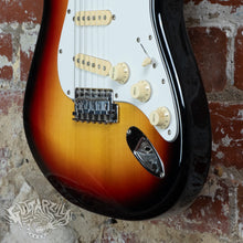 Load image into Gallery viewer, Fender Stratocaster '72 Reissue ST72 2010 Sunburst MIJ Japan