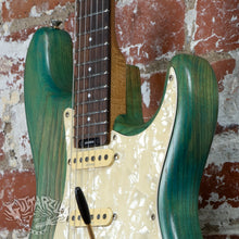 Load image into Gallery viewer, Levinson Blade Texas 1992 See Through Green Oil Finish MIJ Japan Deviser