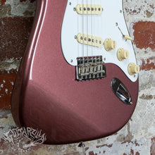 Load image into Gallery viewer, Fender Stratocaster '62 Reissue ST62 TX Texas Special 2002 Burgundy Mist Metallic Matching Head CIJ Japan