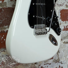 Load image into Gallery viewer, Squier Silver Series Stratocaster 1993 White MIJ Japan FujiGen