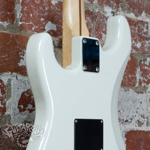 Load image into Gallery viewer, Squier Silver Series Stratocaster 1993 White MIJ Japan FujiGen
