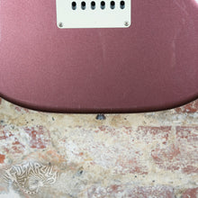 Load image into Gallery viewer, Fender Stratocaster '62 Reissue ST62 TX Texas Special 2002 Burgundy Mist Metallic Matching Head CIJ Japan
