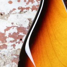 Load image into Gallery viewer, Fender Jazzmaster Classic 60's 2015 Sunburst MIJ Japan Exclusive