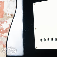 Load image into Gallery viewer, Fender Stratocaster '57 Reissue ST57-58US 2000 Black CIJ Japan