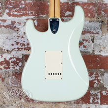 Load image into Gallery viewer, Fender '72 Reissue Scalloped ST72-86DSC Daphne Blue 1990 MIJ Japan Yngwie Malmsteen