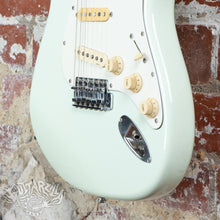 Load image into Gallery viewer, Fender '72 Reissue Scalloped ST72-86DSC Daphne Blue 1990 MIJ Japan Yngwie Malmsteen