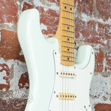 Load image into Gallery viewer, Fender '72 Reissue Scalloped ST72-86DSC Daphne Blue 1990 MIJ Japan Yngwie Malmsteen