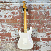 Load image into Gallery viewer, Fender Stratocaster '62 Reissue ST62-80SPL 2002 White Purple Passion CIJ Japan Pearlescent Finish