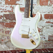 Load image into Gallery viewer, Fender Stratocaster '62 Reissue ST62-80SPL 2002 White Purple Passion CIJ Japan Pearlescent Finish