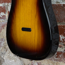 Load image into Gallery viewer, G&L ASAT Classic Bluesboy Semi Hollow 2007 Tobacco Sunburst