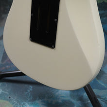 Load image into Gallery viewer, Yamaha YG521 Superstrat 1992 White