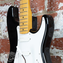 Load image into Gallery viewer, Fender Stratocaster '57 Reissue Lace Sensor Gold ST57-85LS 1993 Black MIJ Japan