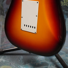 Load image into Gallery viewer, Squier Silver Series Stratocaster 1993 Sunburst MIJ Japan FujiGen