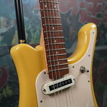 Load image into Gallery viewer, Yamaha SGV-300 Flying Samurai 2000's Yellow