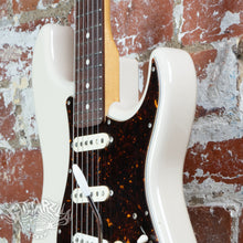 Load image into Gallery viewer, FGN Neo Classic ST NST-200 2016 Vintage White MIJ Fujigen