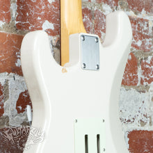 Load image into Gallery viewer, FGN Neo Classic ST NST-200 2016 Vintage White MIJ Fujigen