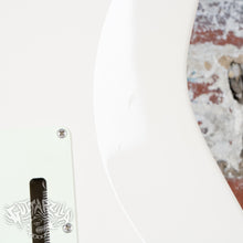 Load image into Gallery viewer, FGN Neo Classic ST NST-200 2016 Vintage White MIJ Fujigen