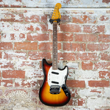Load image into Gallery viewer, Fender Mustang '69 Reissue MG-69 Sunburst 2000 CIJ Japan