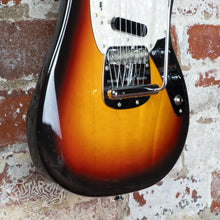 Load image into Gallery viewer, Fender Mustang '69 Reissue MG-69 Sunburst 2000 CIJ Japan