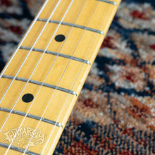 Load image into Gallery viewer, Fender '54 Reissue Stratocaster ST54-80AM 1997 2 Tone Sunburst Custom Shop 50's pickups CIJ Japan