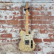 Load image into Gallery viewer, Fender Telecaster TL72-V3 1999-2002 Snakeskin Viper Japan Japanese Rare CIJ
