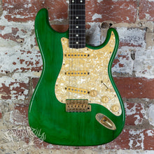 Load image into Gallery viewer, Fender Order Made Stratocaster '62 Reissue 1993 Transparent Green MIJ Japan FujiGen