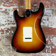 Load image into Gallery viewer, G&L S-500 Premium 1997 Sunburst MIJ Japan Fujigen