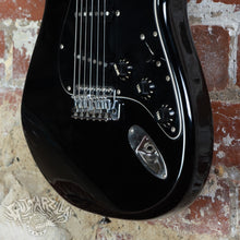 Load image into Gallery viewer, Fender Stratocaster '72 Reissue ST72-55 E Serial 1985 Black MIJ Japan