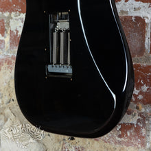 Load image into Gallery viewer, Fender Stratocaster '72 Reissue ST72-55 E Serial 1985 Black MIJ Japan