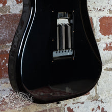 Load image into Gallery viewer, Fender Stratocaster '72 Reissue ST72-55 E Serial 1985 Black MIJ Japan
